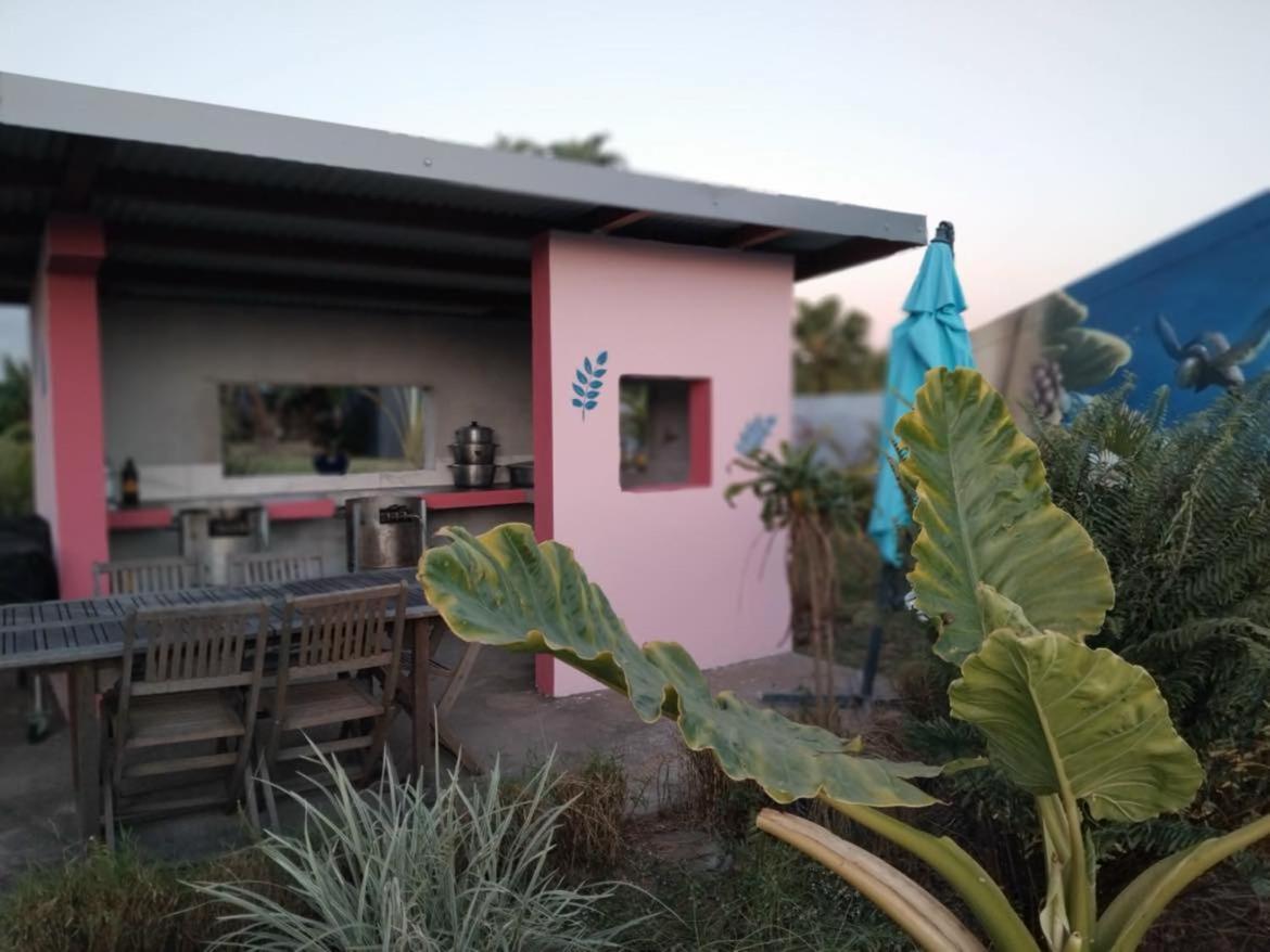 la villa TIKALIKATA Saint-Joseph Esterno foto